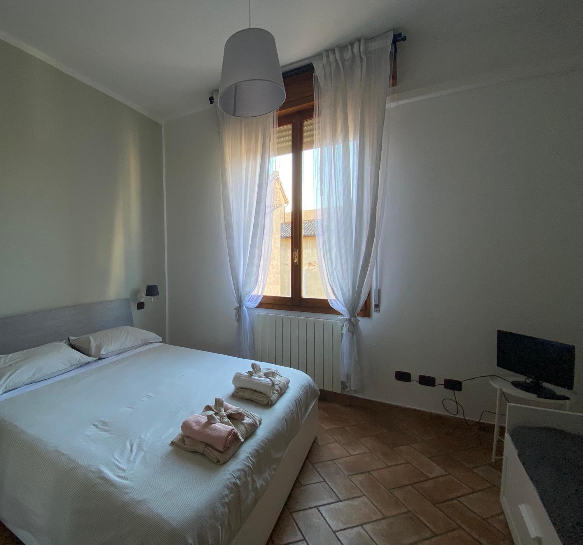 Апартаменты La Casa Di Maryangel Медичина Экстерьер фото